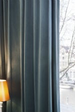 Verduisterende gordijnen maken het koel in je kamer